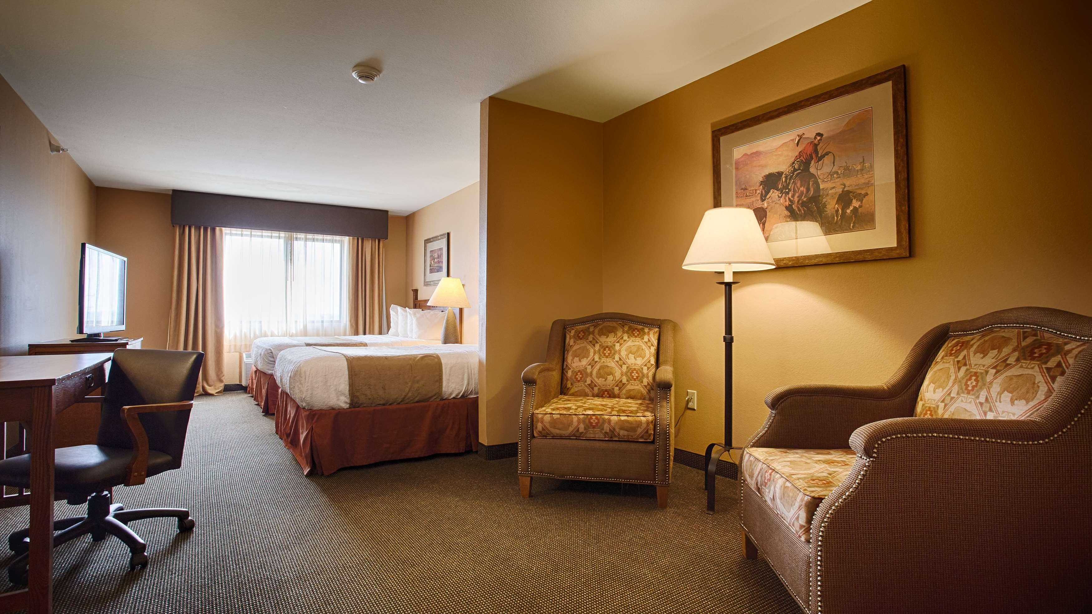 Best Western Plus Country Inn & Suites Dodge City Exterior photo