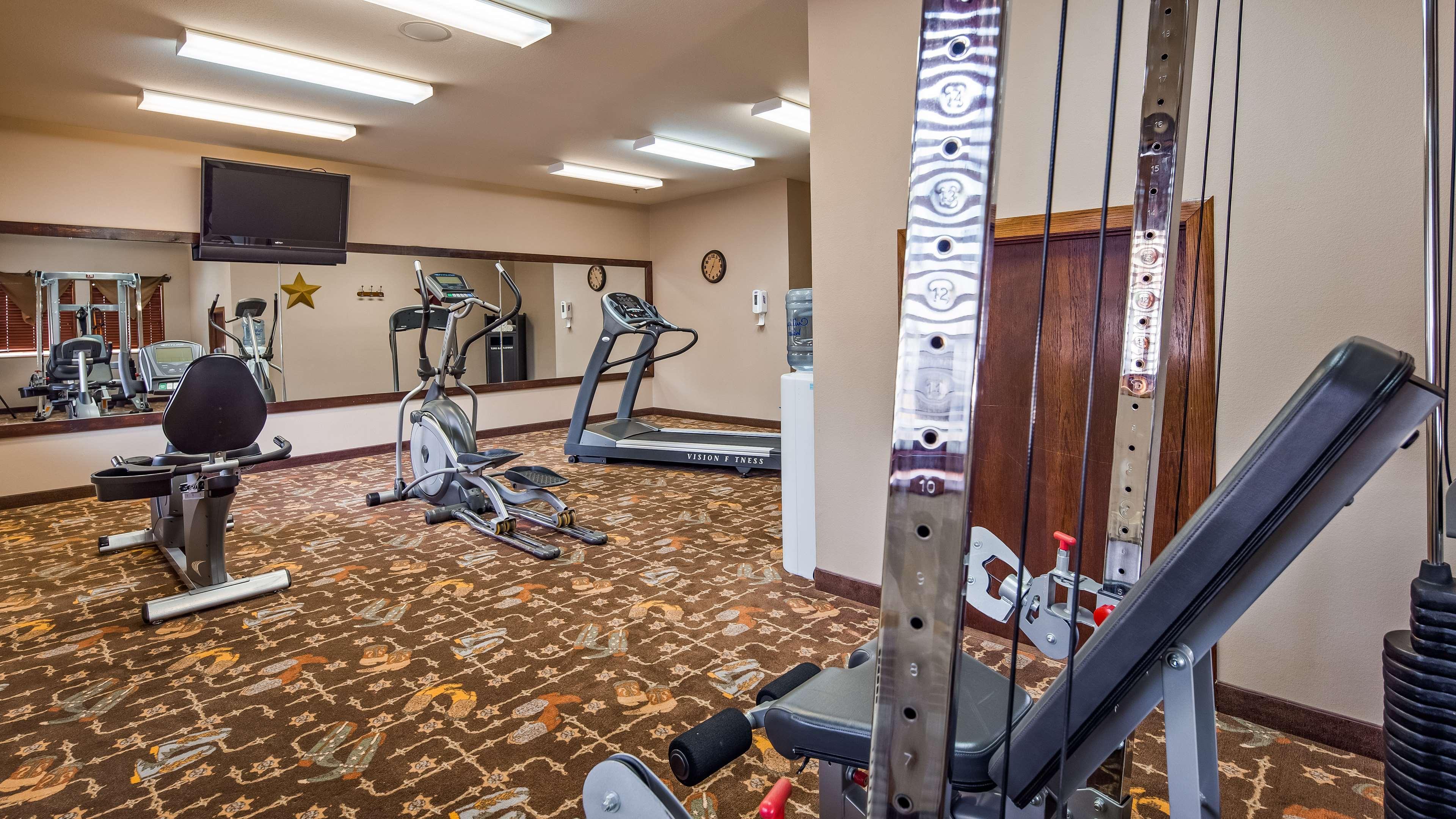 Best Western Plus Country Inn & Suites Dodge City Exterior photo