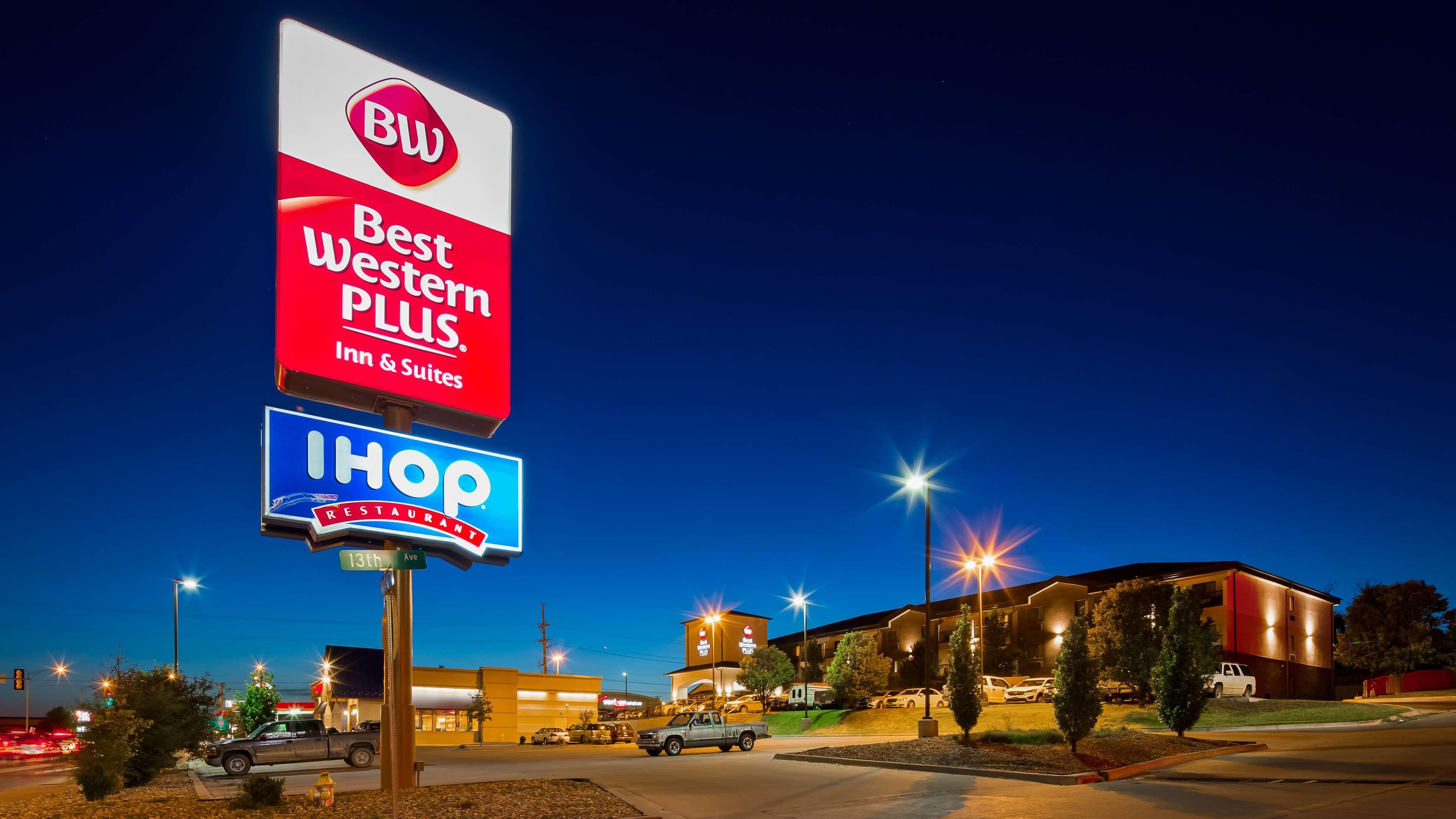 Best Western Plus Country Inn & Suites Dodge City Exterior photo